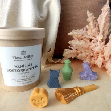 A kép csak illusztráció. A dekorációs elemek nem tartozékai az illatviasznak.