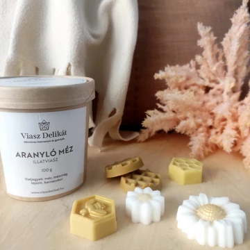 A kép csak illusztráció. A dekorációs elemek nem tartozékai az illatviasznak.