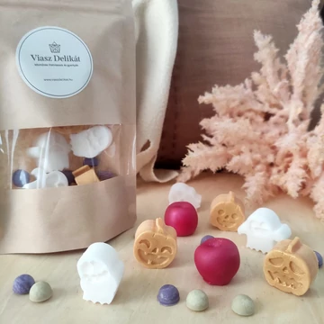 A kép csak illusztráció. A dekorációs elemek nem tartozékai az illatviasznak.