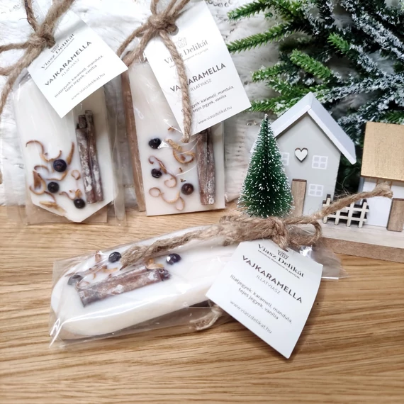 A kép csak illusztráció. A dekorációs elemek nem tartozékai az illatviasznak.