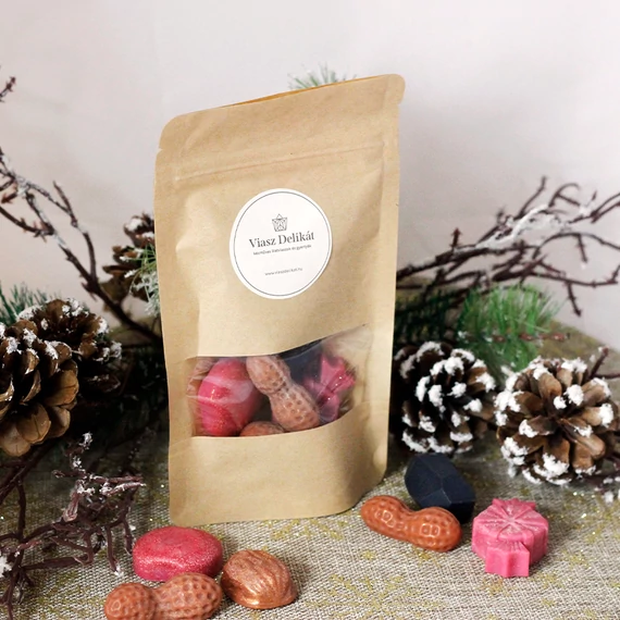 A kép csak illusztráció. A dekorációs elemek nem tartozékai az illatviasznak.